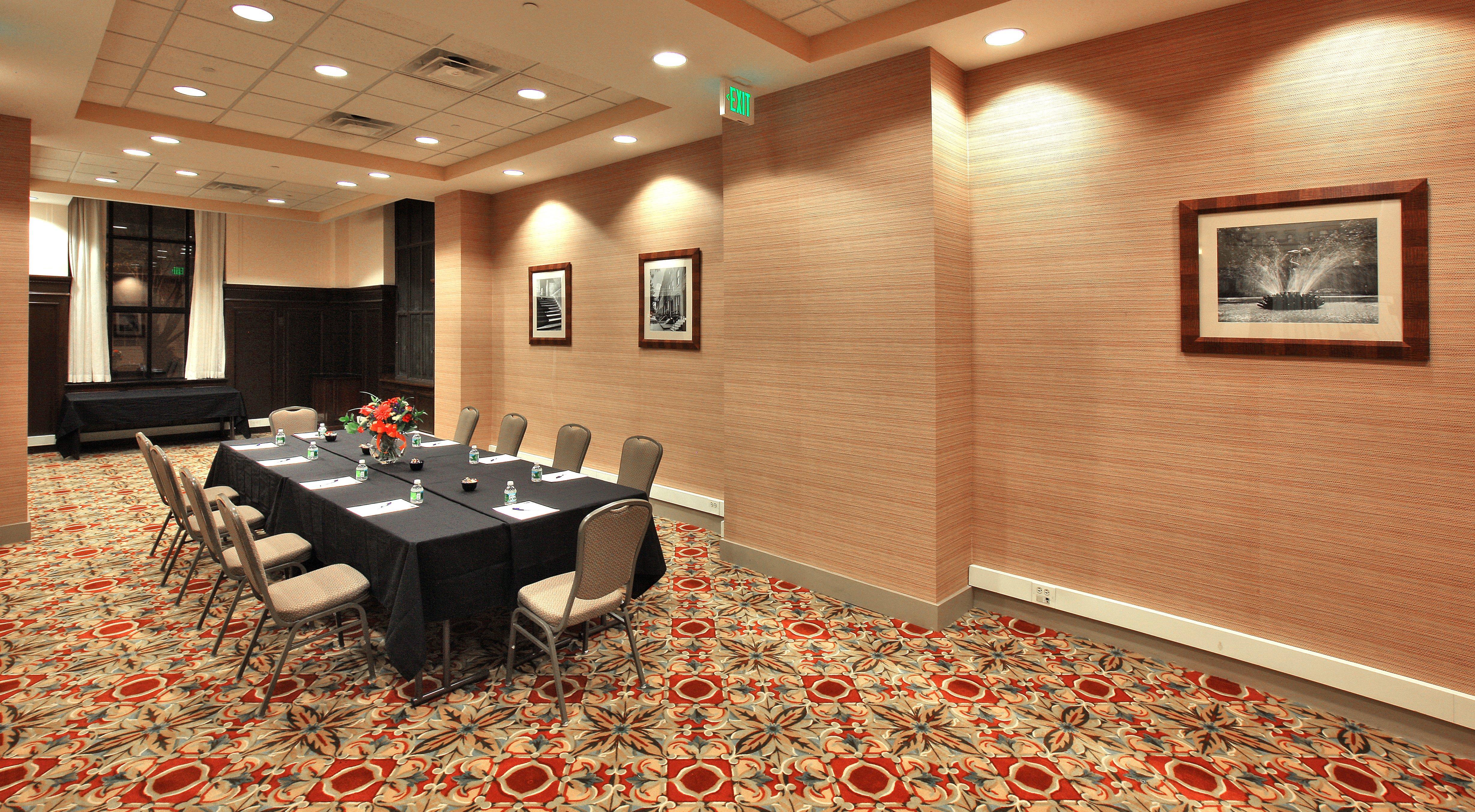 Hotel Express Baltimore-downtown, An Ihg Baltimore