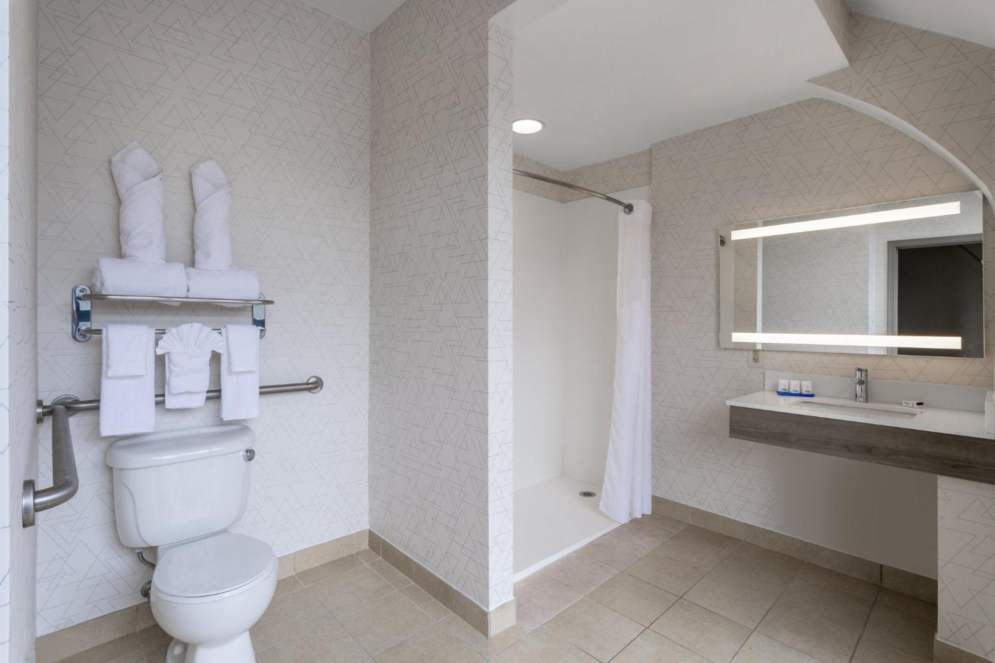 Express Baltimore-downtown, An Ihg 3*