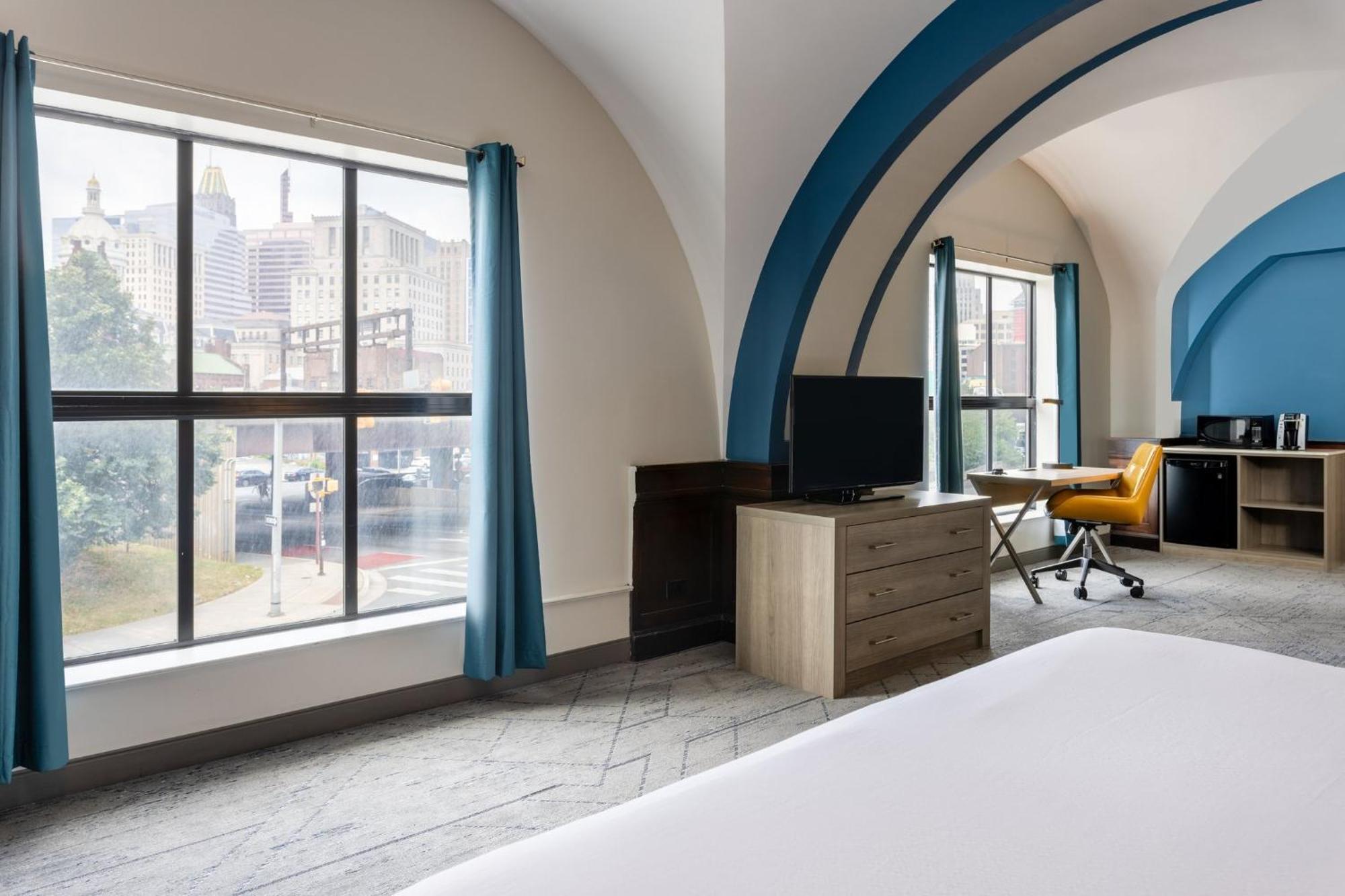 Express Baltimore-downtown, An Ihg Baltimore