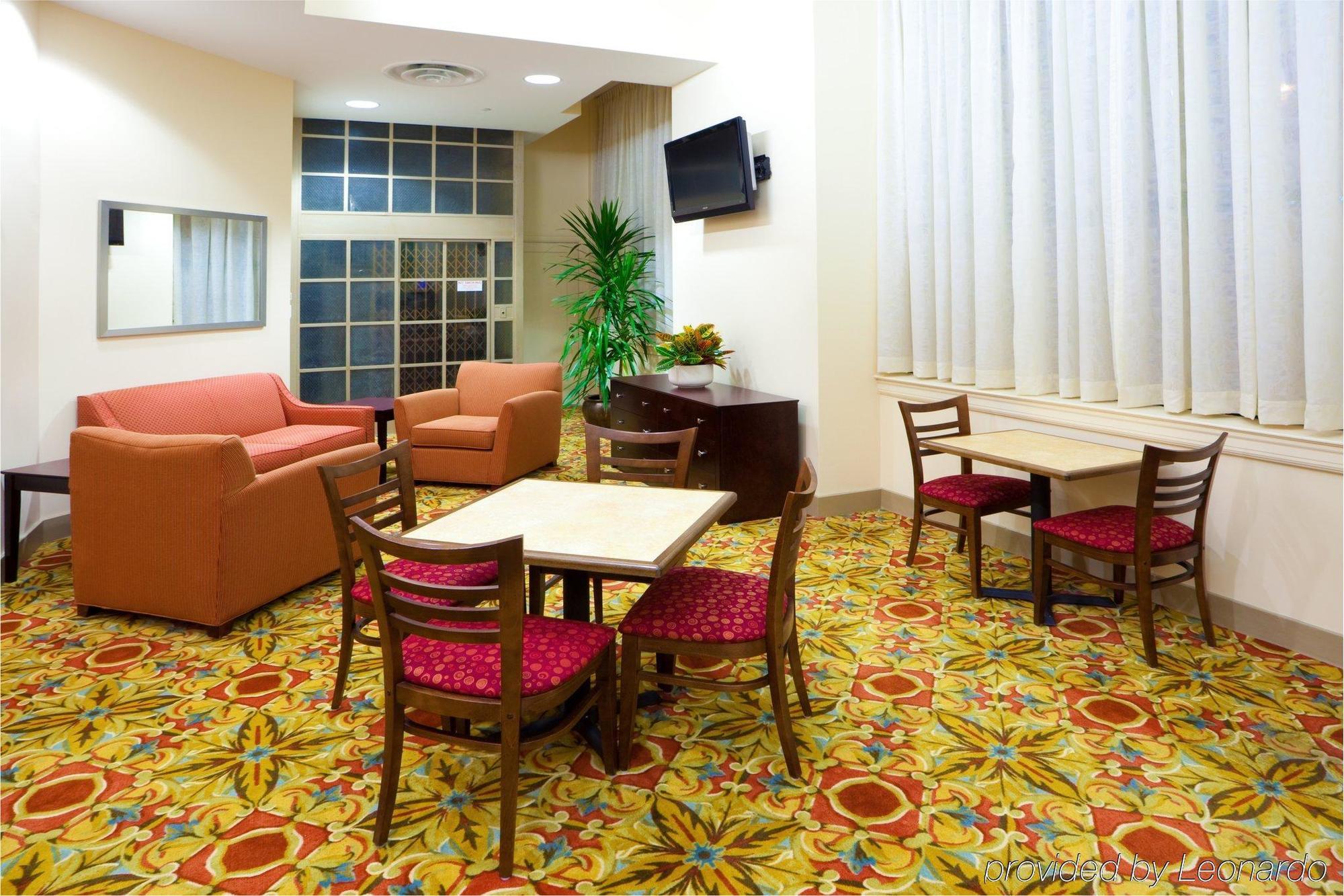 Express Baltimore-downtown, An Ihg Hotel 3*